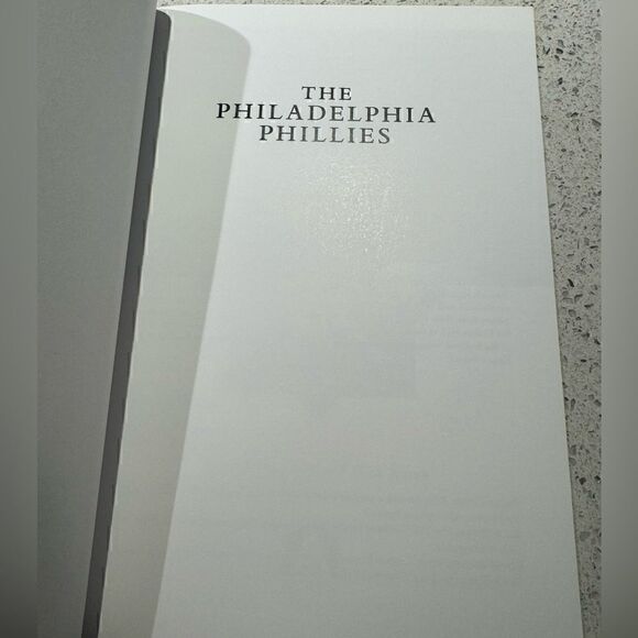 The Philadelphia Phillies Images of Baseball Book - Picture 3 of 5